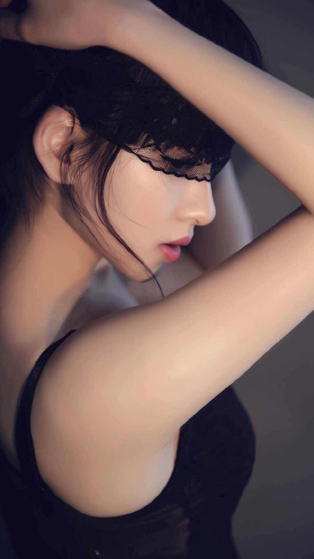 绿茵狂飙与银石之谜,安哥拉如何以F1战术冲垮雷恩