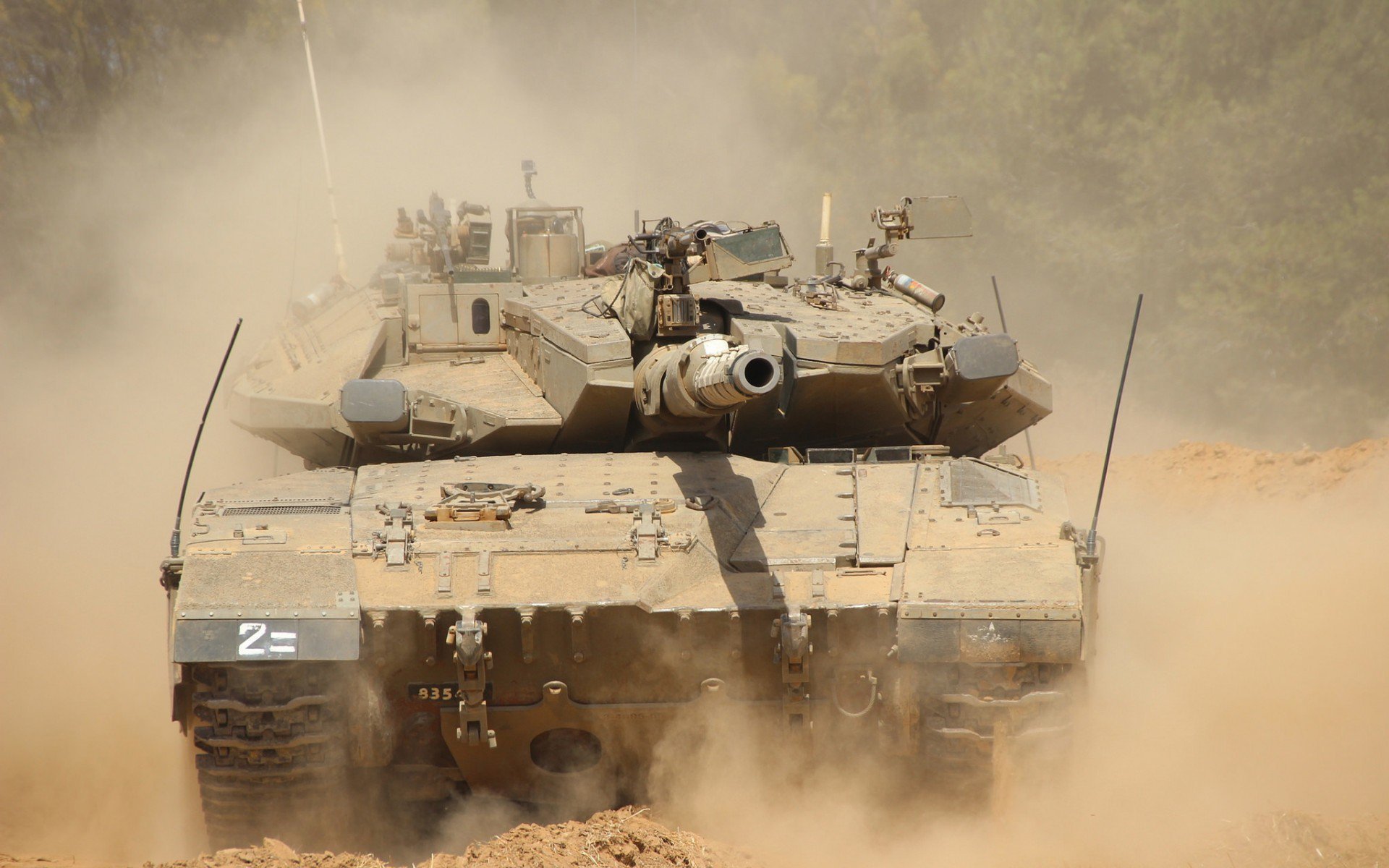 欧冠半决赛之夜,巴斯托尼的解围与眼神,定义防守艺术的美学标本